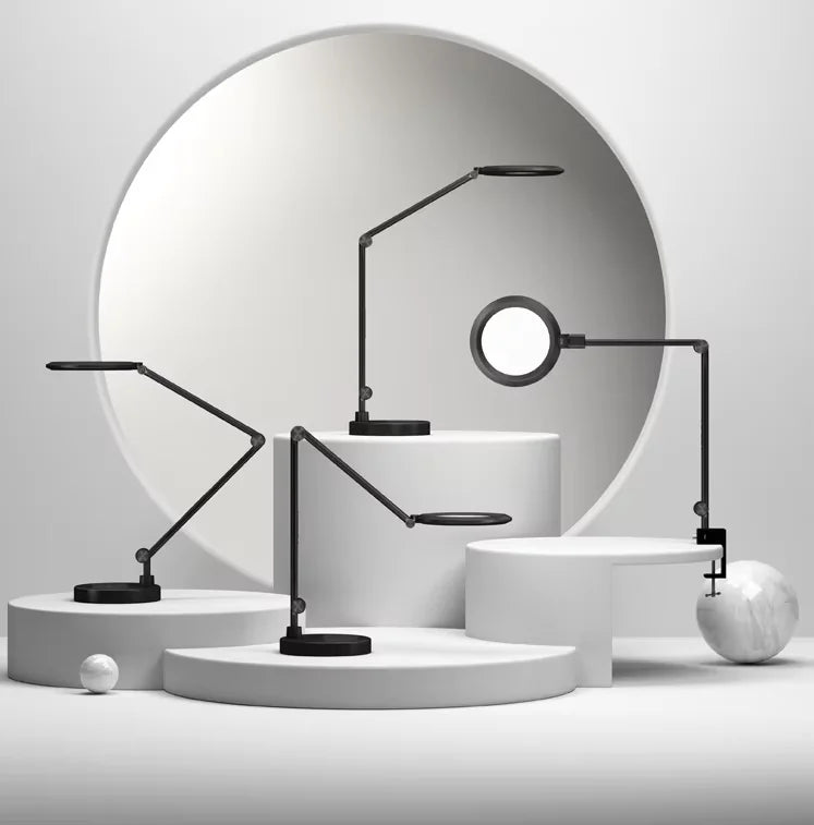 Touch/remote-controlled Foldable Metal Desk Lamp   Adjustable Color Temperature Eye-protection for Bedroom Bedside Use Desk Lamp